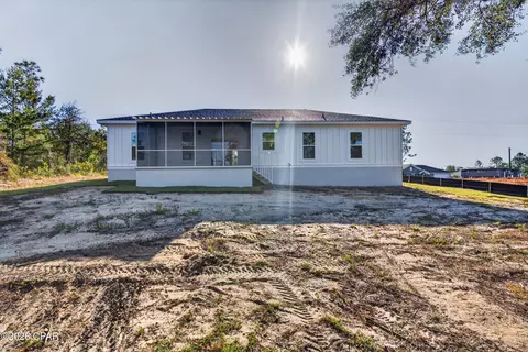 Exterior - 3982 Horizon Ave, Chipley, FL 32428 photo 8 of 10