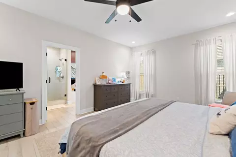 Bedroom - 65 Apollo Ave #EAST, Freeport, FL 32439 photo 9 of 10