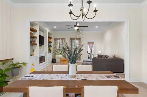 Dining - 65 Apollo Ave #EAST, Freeport, FL 32439 photo 3 of 3