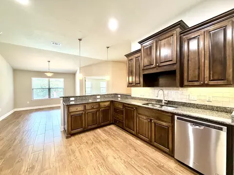 Kitchen - 611 Terrier Trl, Crestview, FL 32536 photo 3 of 5