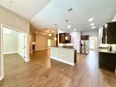 Kitchen - 611 Terrier Trl, Crestview, FL 32536 photo 4 of 4
