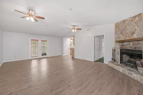 Living - 3571 Schifko Rd, Cantonment, FL 32533 photo 6 of 8