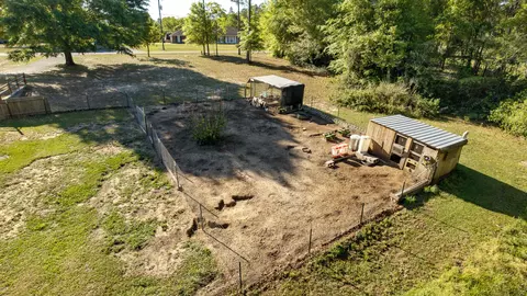 Exterior - 3571 Schifko Rd, Cantonment, FL 32533 photo 8 of 13
