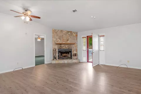 Living - 3571 Schifko Rd, Cantonment, FL 32533 photo 4 of 8
