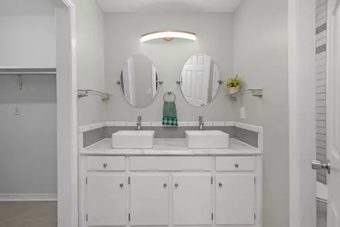 Bath - 3571 Schifko Rd, Cantonment, FL 32533 photo 1 of 6