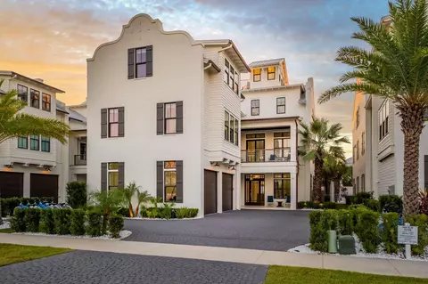 80 Hutchinson St, Destin, FL 32541