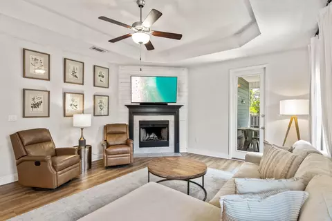 Living - 111 Brandywine Rd, Freeport, FL 32439 photo 2 of 3
