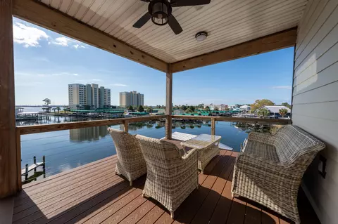 6215 Big Baddy Dr, Panama City Beach, FL 32407