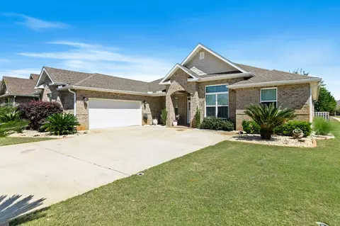 14 Madiera Dr, Freeport, FL 32439