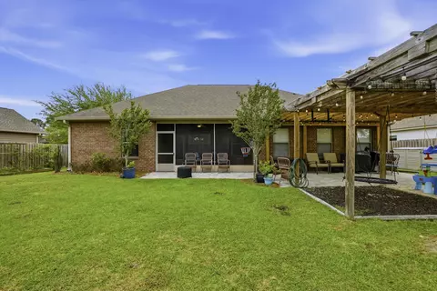 Exterior - 52 Mango Ln, Freeport, FL 32439 photo 10 of 21