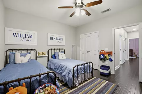 Bedroom - 52 Mango Ln, Freeport, FL 32439 photo 6 of 7