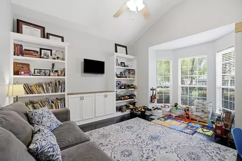 Living - 52 Mango Ln, Freeport, FL 32439 photo 1 of 1