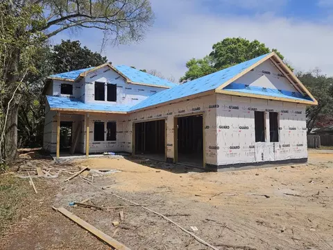 28 A Meigs Dr, Shalimar, FL 32579