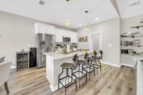 Kitchen - 6029 Sand Hill Rd, Crestview, FL 32539 photo 4 of 4