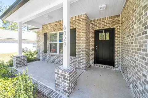 Exterior - 6029 Sand Hill Rd, Crestview, FL 32539 photo 1 of 12