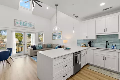 71 Woodward St #223, Destin, FL 32541