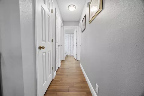 Entry Way - 3494 Us-90, Crestview, FL 32539 photo 6 of 6