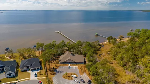 View/Area - 140 Flora Ln, Freeport, FL 32439 photo 6 of 21