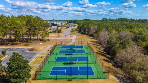 View/Area - 140 Flora Ln, Freeport, FL 32439 photo 15 of 21
