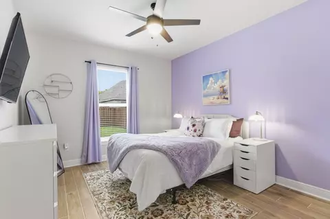 Bedroom - 140 Flora Ln, Freeport, FL 32439 photo 3 of 7