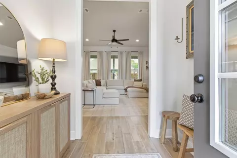 Entry Way - 140 Flora Ln, Freeport, FL 32439 photo 1 of 5