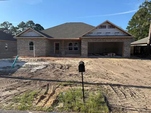 565 W Pine St, Mary Esther, FL 32569