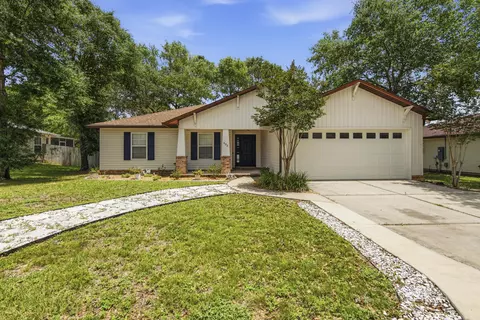 403 Hunters Ridge Rd, Defuniak Springs, FL 32433