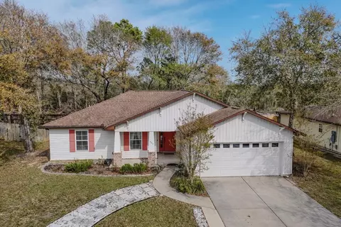 403 Hunters Ridge Rd, Defuniak Springs, FL 32433
