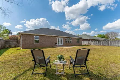 Exterior - 5632 N North Brook Dr, Crestview, FL 32539 photo 5 of 8