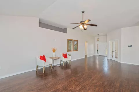 Living - 5632 N North Brook Dr, Crestview, FL 32539 photo 3 of 3