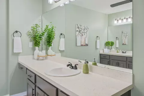 Bath - 5632 N North Brook Dr, Crestview, FL 32539 photo 5 of 11