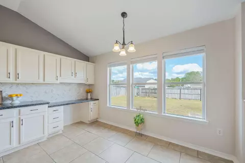 Kitchen - 5632 N North Brook Dr, Crestview, FL 32539 photo 8 of 8