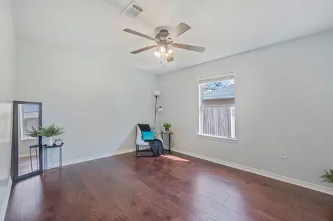 Bedroom - 5632 N North Brook Dr, Crestview, FL 32539 photo 7 of 9