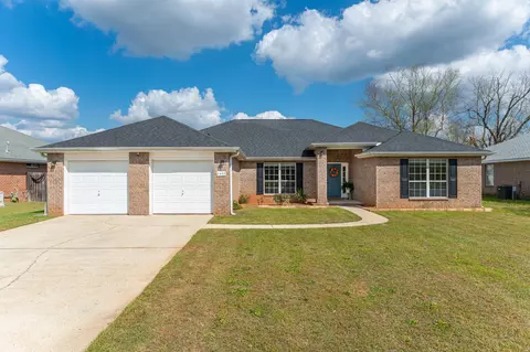 5632 N North Brook Dr, Crestview, FL 32539