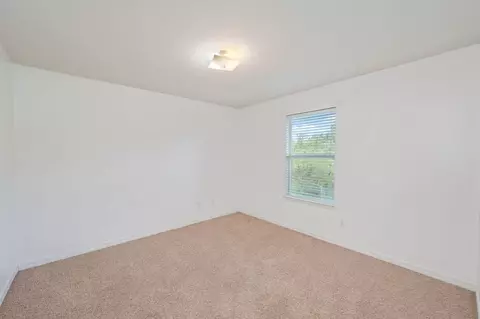 Bedroom - 484 Jillian Dr, Crestview, FL 32536 photo 5 of 6