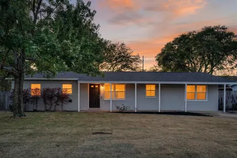 102 NW Audrey Dr, Fort Walton Beach, FL 32548