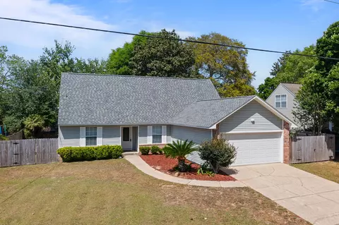 109 Nicole Ln, Crestview, FL 32539