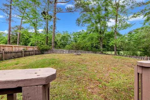 Exterior - 117 Fairway Dr, Crestview, FL 32536 photo 4 of 4
