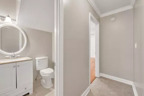 Entry Way - 117 Fairway Dr, Crestview, FL 32536 photo 2 of 3