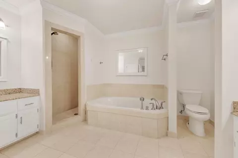 Bath - 117 Fairway Dr, Crestview, FL 32536 photo 3 of 5