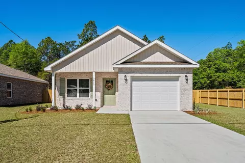 3812 Golden Acres Cir, Crestview, FL 32539