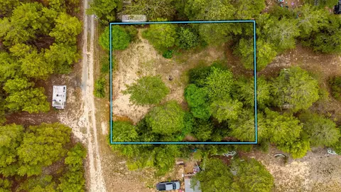 87 Tangelo St, Defuniak Springs, FL 32433