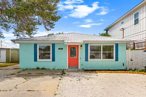 423 Kelly St, Panama City Beach, FL 32413
