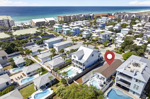 85 Shirah St, Destin, FL 32541