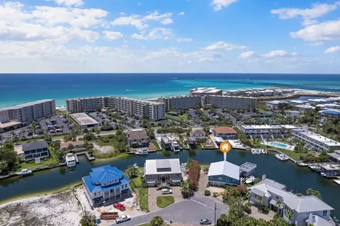 500 Vera Cruz Dr, Destin, FL 32541