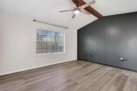 Living - 121 Campbell Ave, Crestview, FL 32536 photo 6 of 6