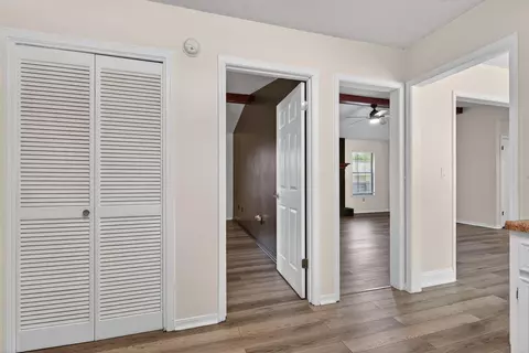 Entry Way - 121 Campbell Ave, Crestview, FL 32536 photo 3 of 3