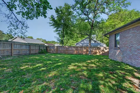 Exterior - 121 Campbell Ave, Crestview, FL 32536 photo 6 of 17