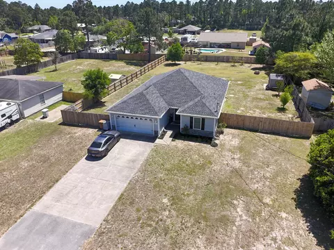 8271 Tavira St, Navarre, FL 32566