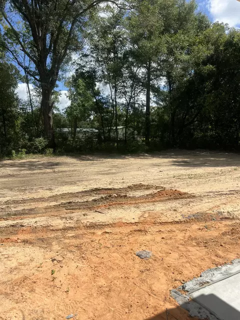 Exterior - 161 S Booker Street Unit A B St UNIT A + B, Crestview, FL 32536 photo 5 of 5